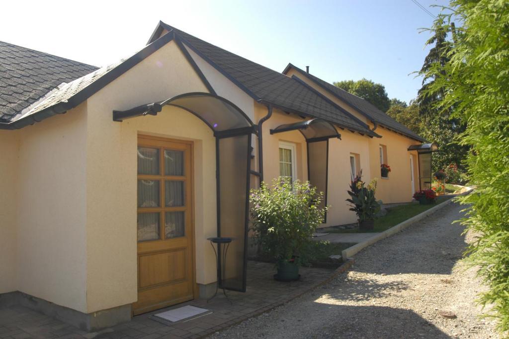 Hotel Haus Orchideental Jena Exterior foto